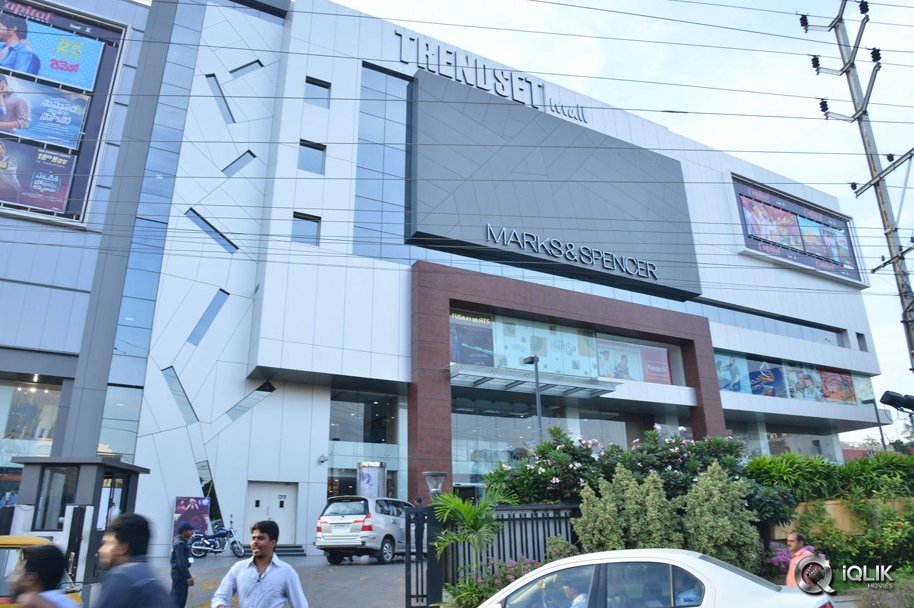 Ekkadiki-Pothavu-Chinnavada-Movie-Success-Tour